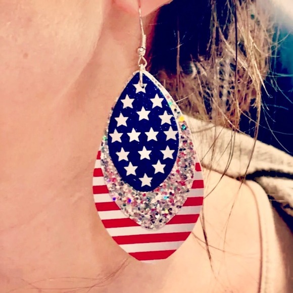 American Flag Star Spangled Statement Earrings - Picture 2 of 2